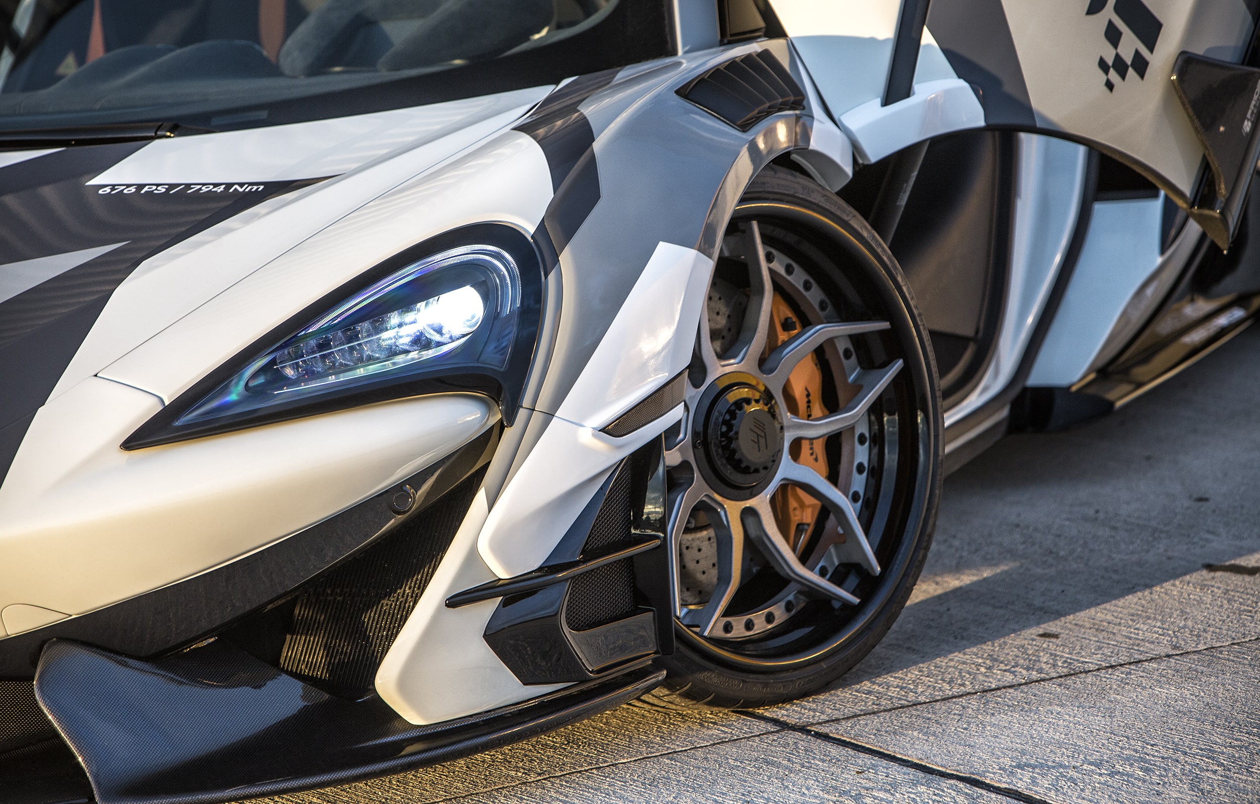 PD1 Front Bumper Side Panels incl. Intakes for McLaren 570S