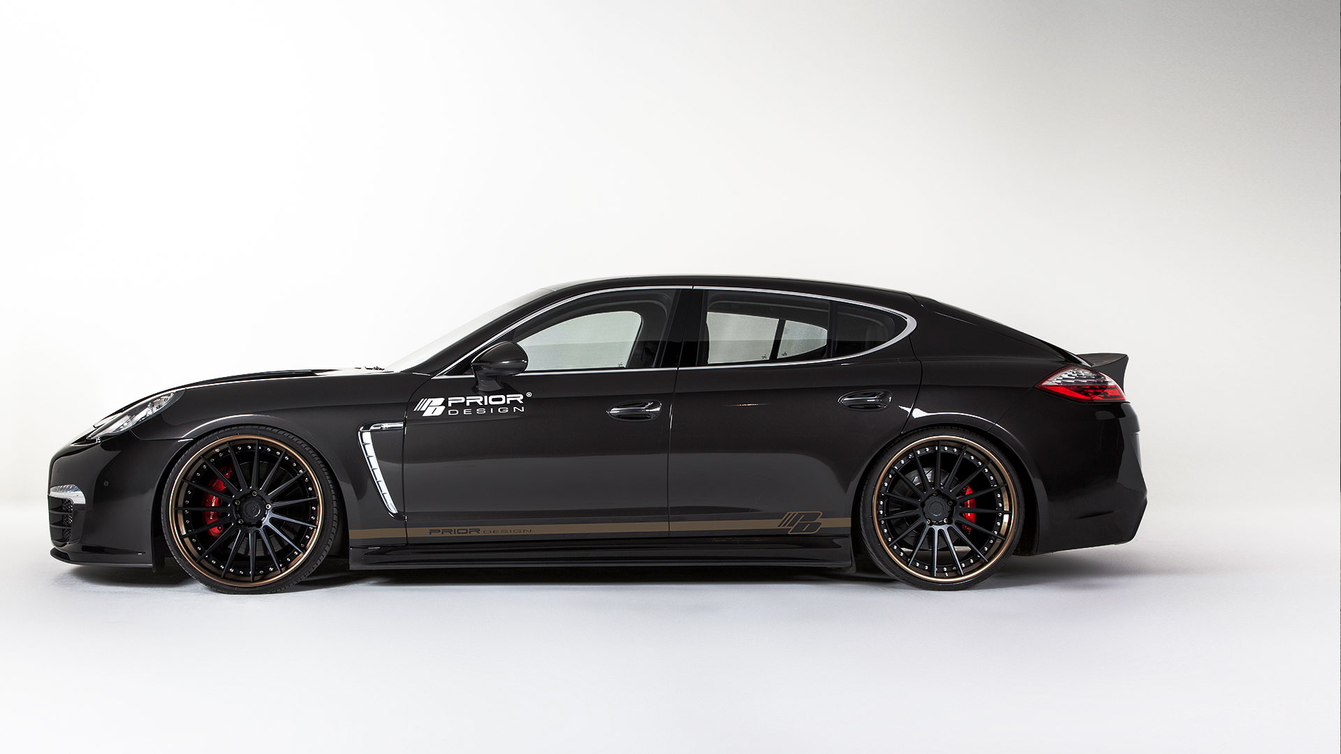 P600 Side Skirts for Porsche Panamera 970