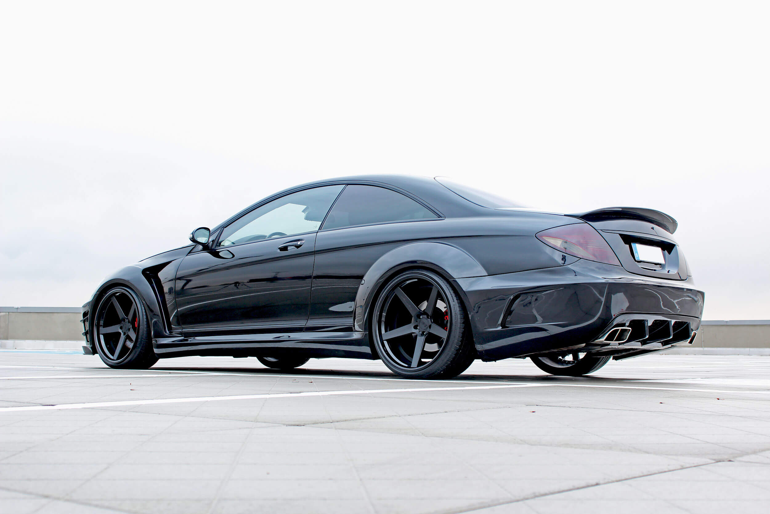 Black Edition V2 Widebody Rear Bumper with Diffusor for Mercedes CL C216